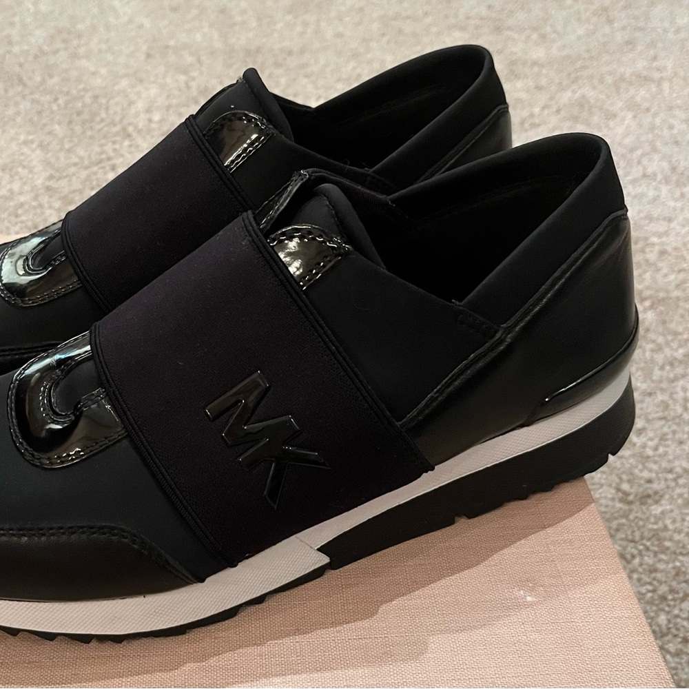 Michael Kors women’s shoes size 9.5